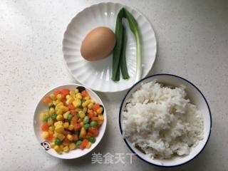 杂蔬炒饭的做法步骤：1