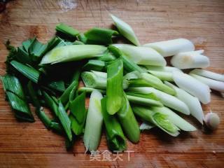 #团圆饭#蒜苗回锅肉的做法步骤：4