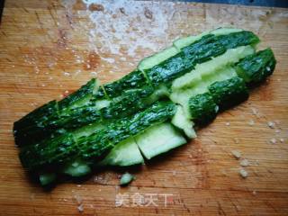 #团圆饭#黄瓜拌粉皮的做法步骤：3