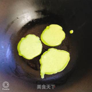 菠菜汁薄饼的做法步骤：4