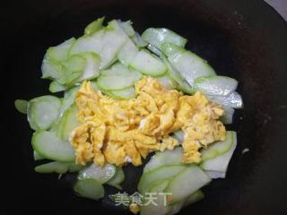 佛手瓜炒鸡蛋的做法步骤：8