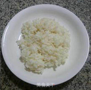 油炸豆沙馅芝香饭团的做法步骤：1