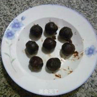 油炸豆沙馅芝香饭团的做法步骤：2