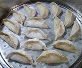 大葱牛肉馅荞麦粉蒸饺的做法步骤：12