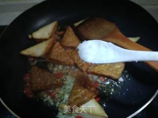 香干炒韭菜的做法步骤：9
