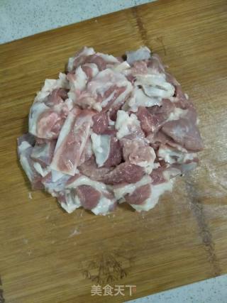 家常红烧羊肉的做法步骤：2