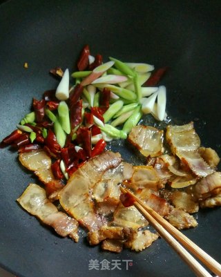 腌豆角炒腊肉的做法步骤：6