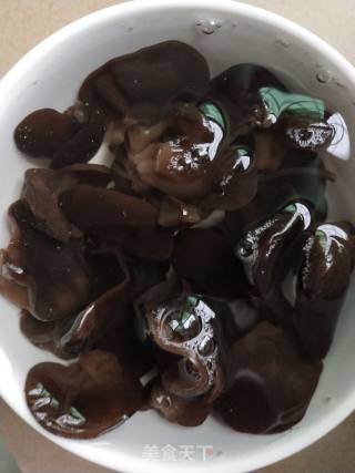 木耳花菜的做法步骤：2
