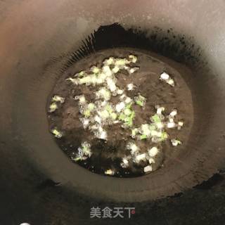 青椒炒蘑菇的做法步骤：3