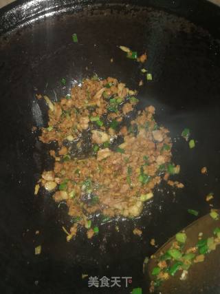 #团圆饭#蒜苗豆腐的做法步骤：7