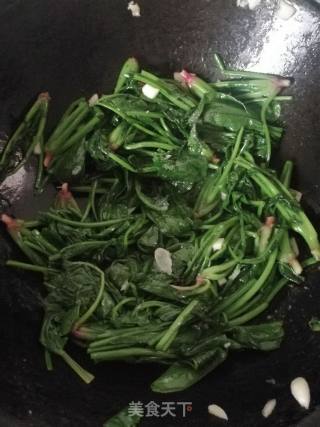 #团圆饭#蒜香菠菜的做法步骤：6