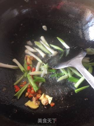 爆炒羊肉的做法步骤：4