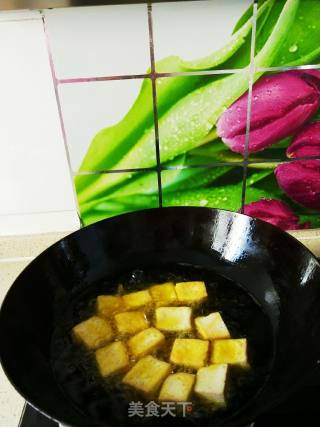 自制油炸豆腐泡的做法步骤：3