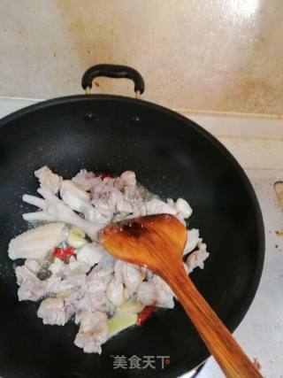 大盘鸡的做法步骤：3