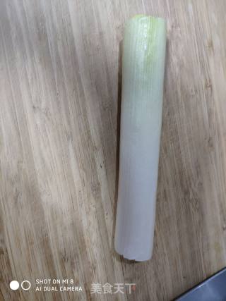葱油鸡蛋面的做法步骤：1