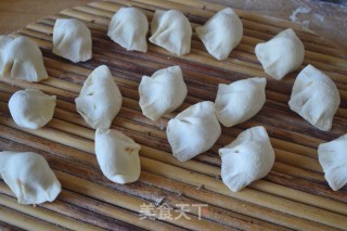 胡萝卜大肉饺子的做法步骤：9