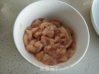 银芽鸡丝的做法步骤：1