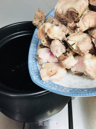 排骨冬瓜汤的做法步骤：3