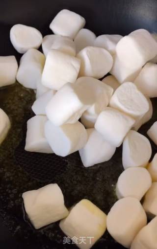 牛轧糖的做法步骤：3