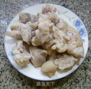 黄豆猪蹄汤的做法步骤：2