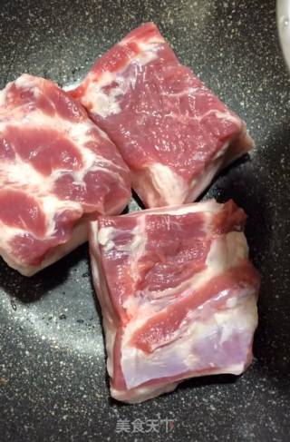 肉夹馍的做法步骤：1