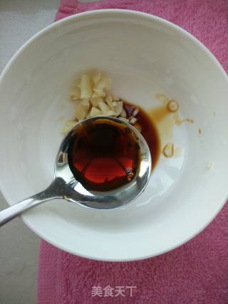 胡萝卜拌菠菜的做法步骤：4