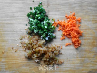 榨菜鸡蛋饼的做法步骤：4