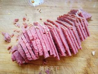 #团圆饭#烧饼夹牛肉的做法步骤：3