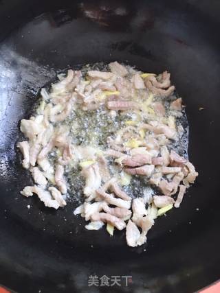 豆腐泡丸子炖白菜的做法步骤：1