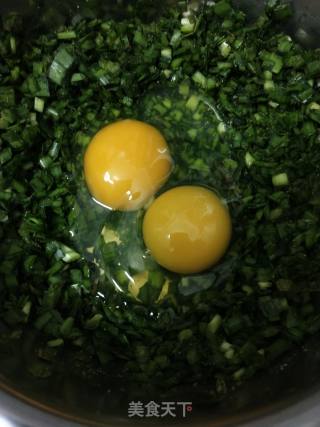 韭菜鸡蛋饼的做法步骤：4