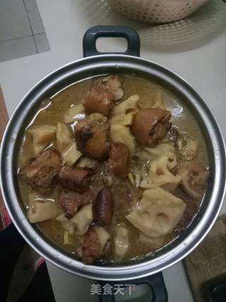 猪尾炖莲藕的做法步骤：7