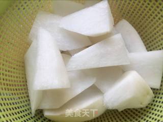 排骨萝卜汤的做法步骤：3