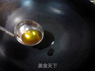 蘑菇辣肠胡萝卜炒方便面的做法步骤：10
