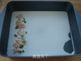 磷虾肠粉的做法步骤：6
