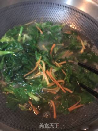 菠菜拌羊肉的做法步骤：11