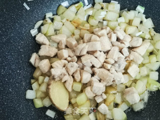鸡肉土豆丁的做法步骤：8