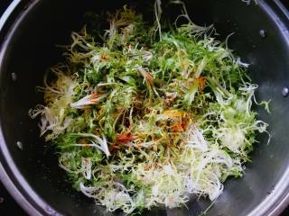#团圆饭#花生拌苦菊的做法步骤：7