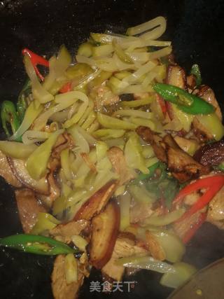 #团圆饭#榨菜回锅肉的做法步骤：9