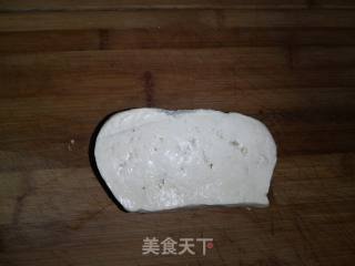 木耳烧豆腐的做法步骤：1