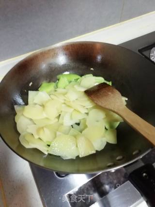 尖椒土豆片的做法步骤：6