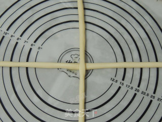 砂糖麻花面包的做法步骤：10