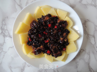 豆豉土豆蒸排骨的做法步骤：10