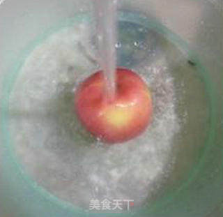 黑木耳苹果排骨汤的做法步骤：4