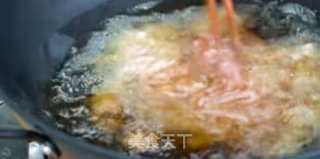 京酱肉丝超简单做法，肉丝爽滑，酱香浓郁，大人孩子都喜欢，比饭店做的还好吃！的做法步骤：4