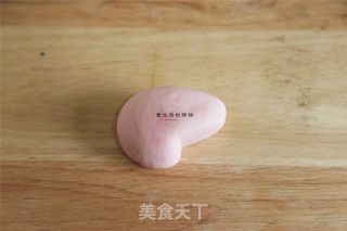 小猪佩奇馒头的做法步骤：4