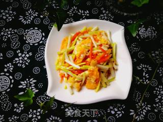 #团圆饭#胡萝卜蒜黄炒鸡蛋的做法步骤：11