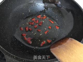 油渣炒菜苔的做法步骤：6