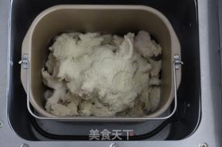 超松软芝麻餐包的做法步骤：4