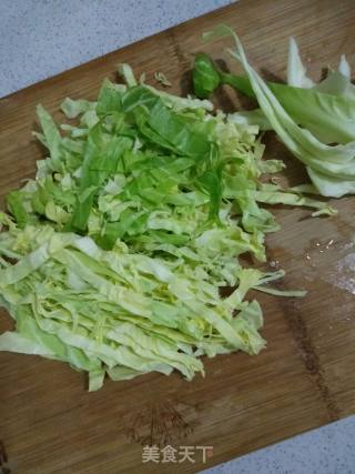 卷心菜炒地瓜粉的做法步骤：3