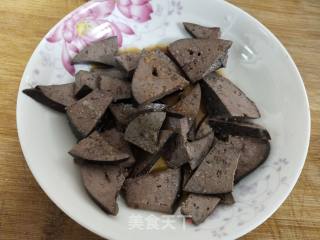 百香果拌猪肝的做法步骤：4